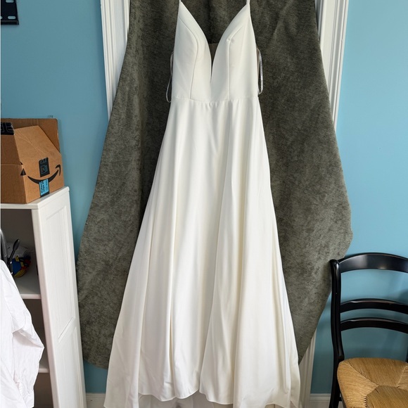 NEW with tags Essence of Australia wedding dress- size 16